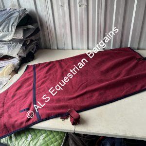 6ft9 Aerborn Thick Fleece Rug