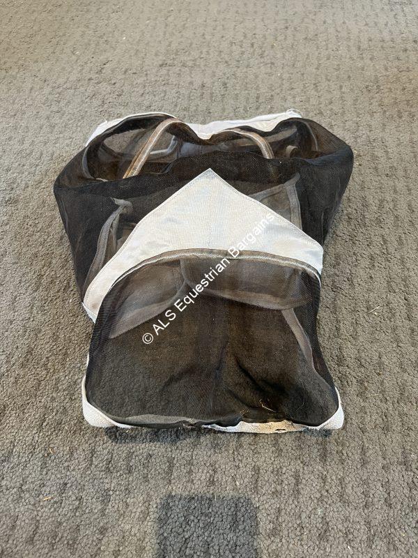 Harrison Howard Fly Mask - Medium
