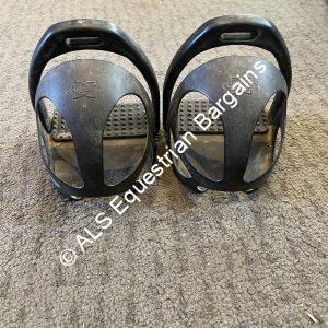 Compositi Plastic Stirrups & Cages - Adults