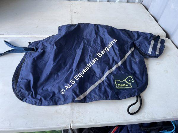 Masta Showerproof Quarter Sheet - Medium **NOT Washed**