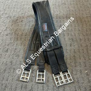 38" Thorowgood Black Waffle Girth