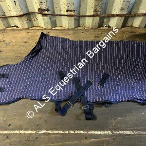 5ft6 Waffle Rug *Professionally Washed*