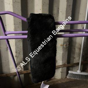 NEW 32" Salamo Black Sheepskin Girth Sleeve
