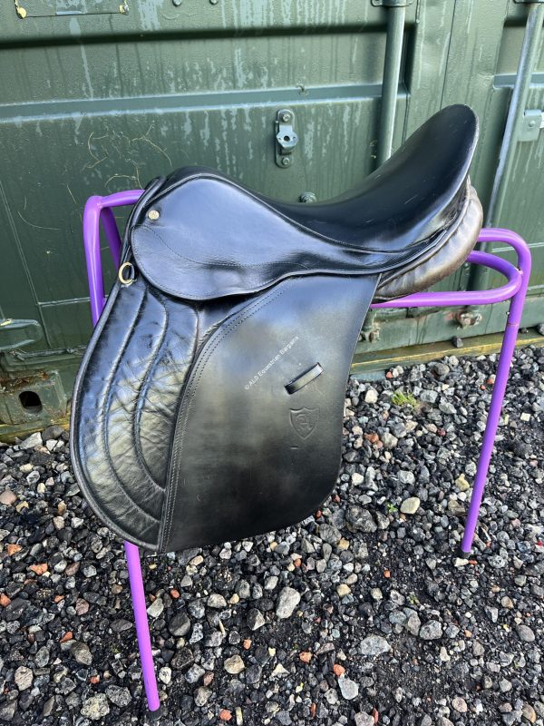 17" Antil Saddles Black GP Saddle - Extra Wide