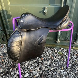 18.5" Cliff Barnsby Black GP Saddle - Medium