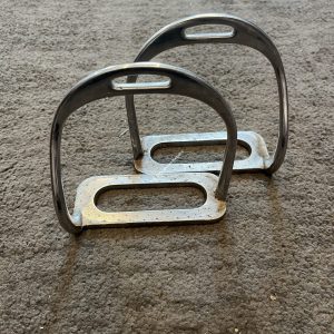 4.5" Bent Leg Stirrups