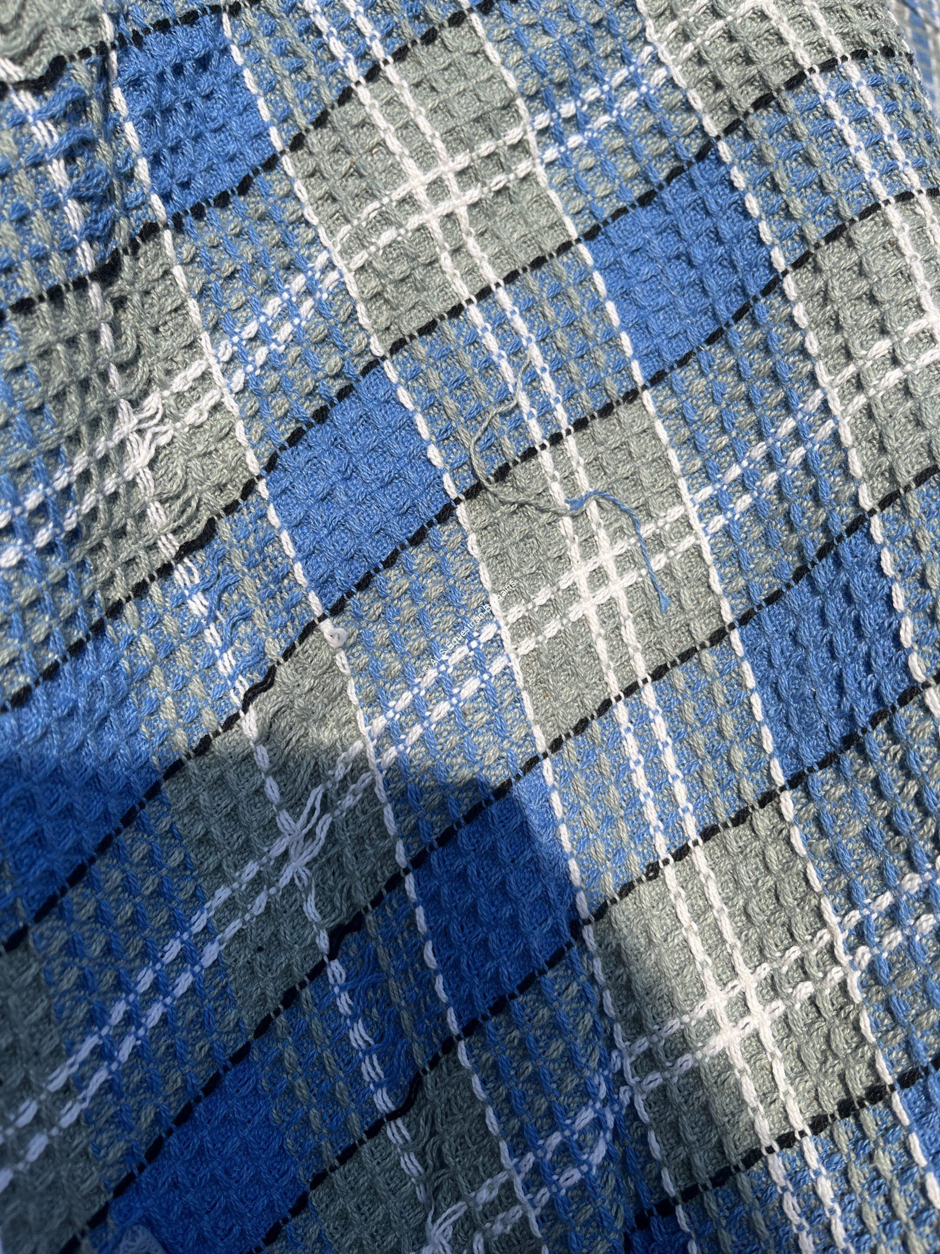 SECONDS Waffle Rugs - 7ft3 & 7ft6 - Image 5