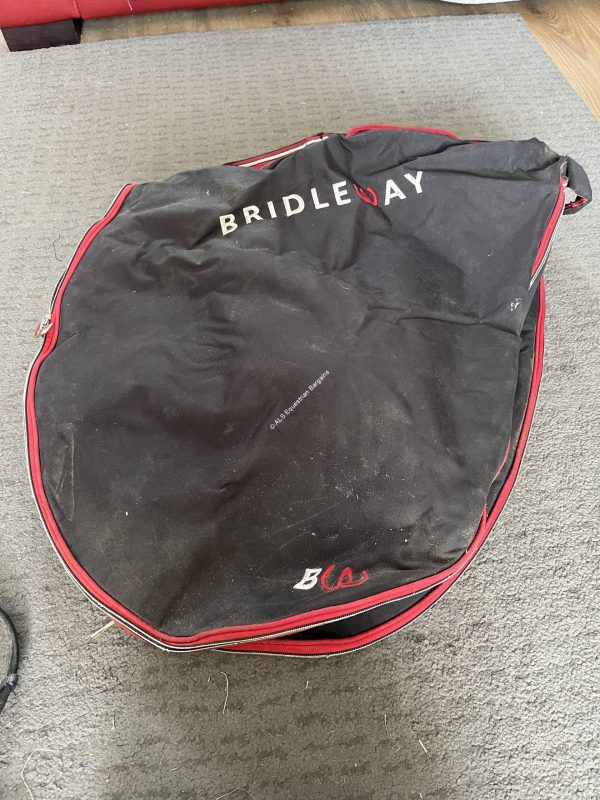 Bridleway Saddle Bag *Damaged Zip*