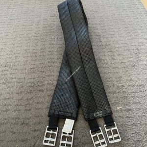50" Wintec Elastic Black Waffle Girth