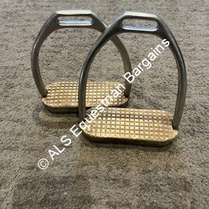 4.5" Stirrups