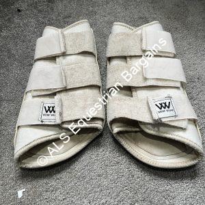 WW White Brushing Boots - XL