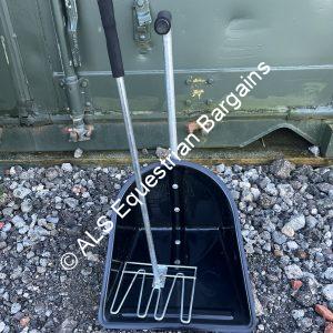 NEW Short Handled Poo Picker