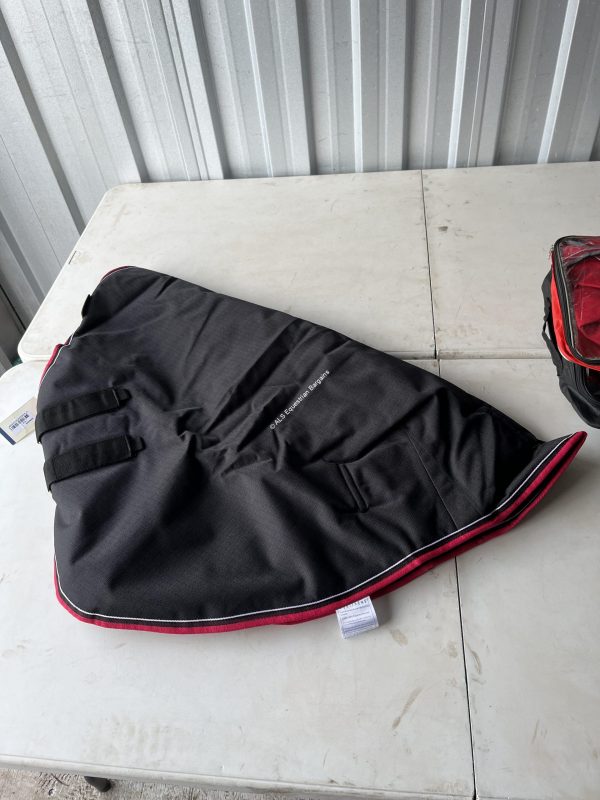 NEW Equitheme 200g Turnout Neck - Full