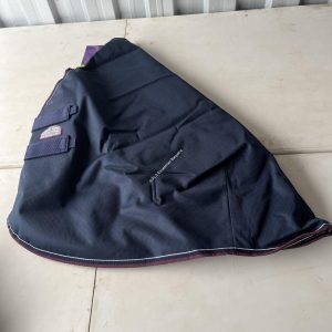 NEW Equitheme 200g Turnout Neck - Cob